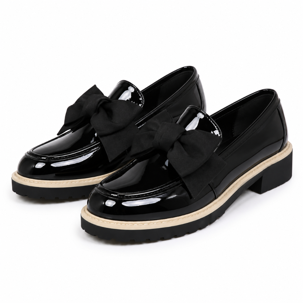 Strasbourg women's black loafers heel detail