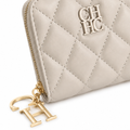 Verona women's khaki wallet zip closure detail