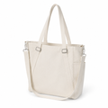 Madeleine women's white tote bag zip closure detail