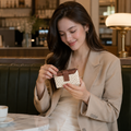 Siena women's white wallet product detail