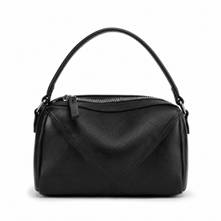 Tuileries women's black shoulder bag