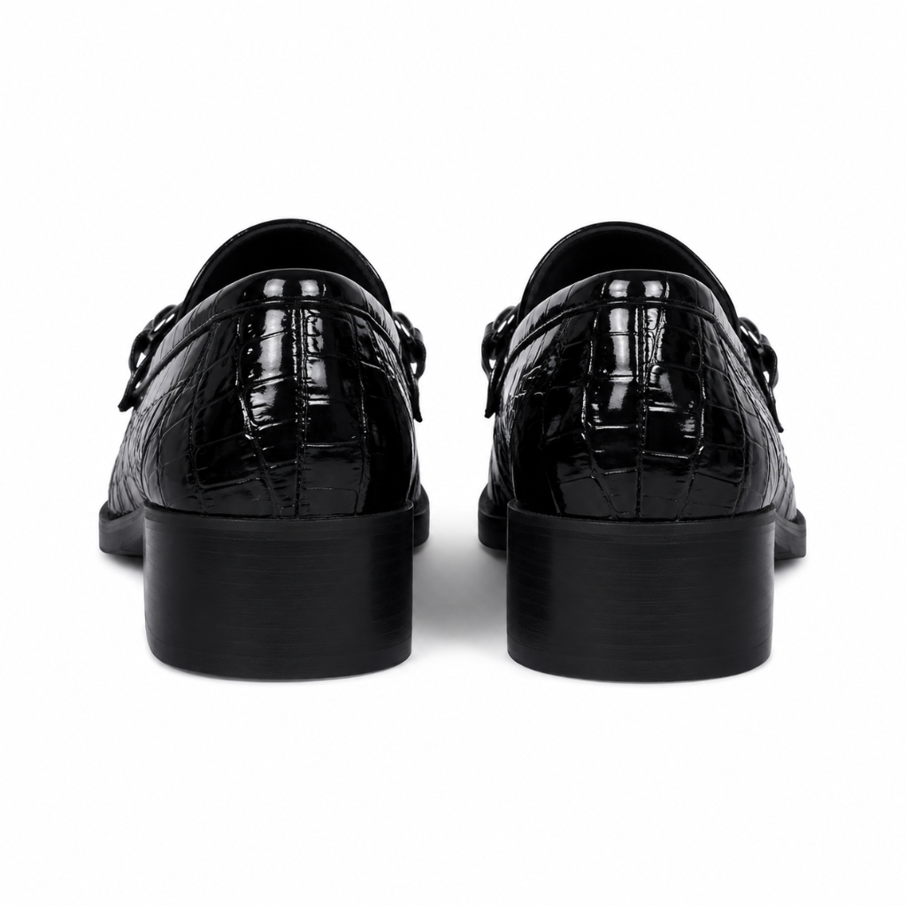 Saint-Tropez women's black loafers heel detail