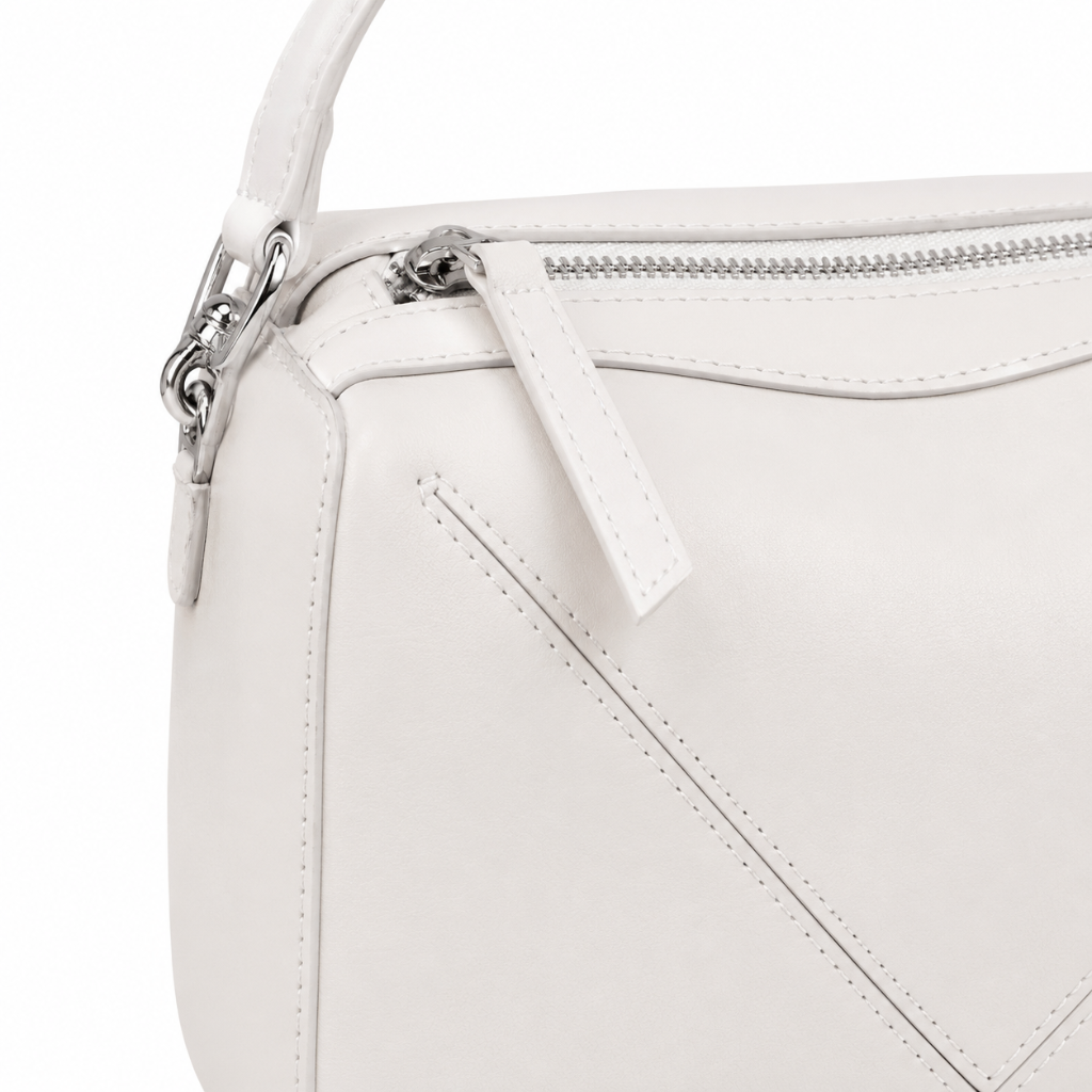 Tuileries women's white shoulder bag side profile