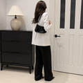 Rome women's black handbag zip closure detail