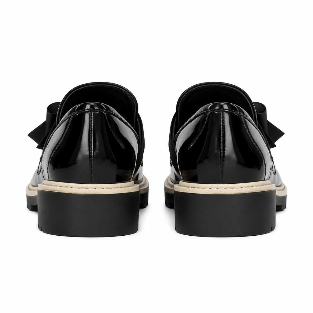 Strasbourg women's black loafers upper detail