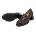 Montmartre women's brown loafers upper detail